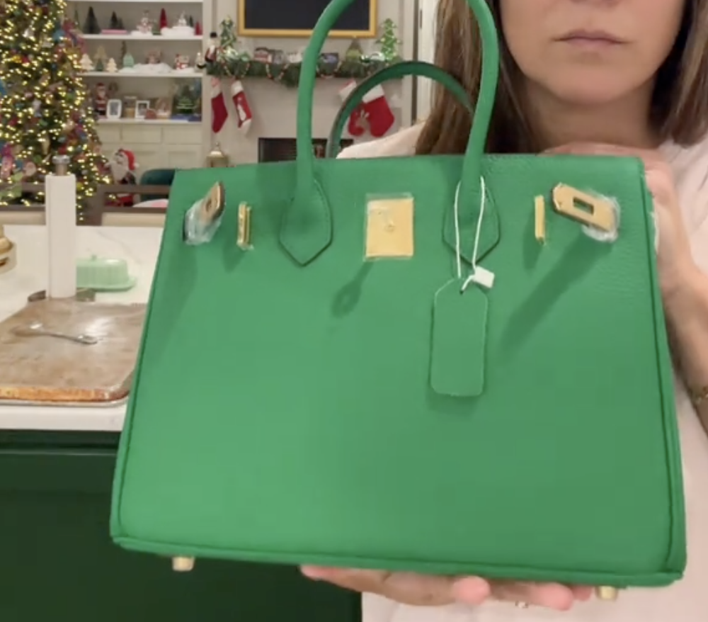 Walmart's Dupe of This $10,000 Purse Is Sending Shoppers Into a Frenzy