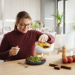 Researchers Discover 6 Foods That Can Reduce Your Risk of Heart Attack and Strokes