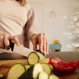 Dietitian Shares 5 Foods With Almost 0 Calories to Jump Start Your Weight Loss