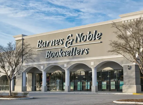 Barnes & Noble Is Opening 60 New Stores This Year as CEO Says Amazon Is "Boring"