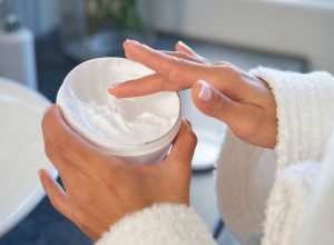 What Is Urea? Dermatologists Say It's a "Miracle" Ingredient for Dry Skin