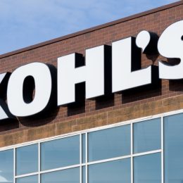 Kohl's 50% off Clearance Sale Is on With Lowest Prices of the Year