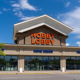 Hobby Lobby storefront