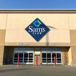 New Sam's Club Grab & Go Food Section Has Fans Saying "Sorry, Costco"