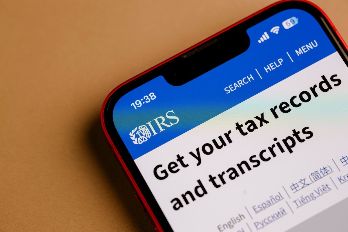 IRS webpage on a cell phone
