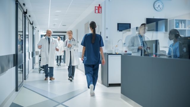 Scientists Warn Drug-Resistant Fungus Is "Rapidly" Spreading in the U.S.—How to Stay Safe