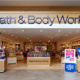 Bath & Body Works store