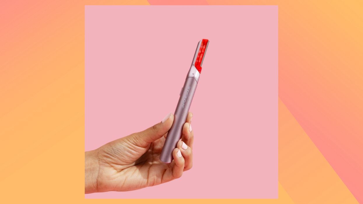 JAPONESQUE SKINTherapy LumeBlade Red Light Therapy & Dermaplaner Wand