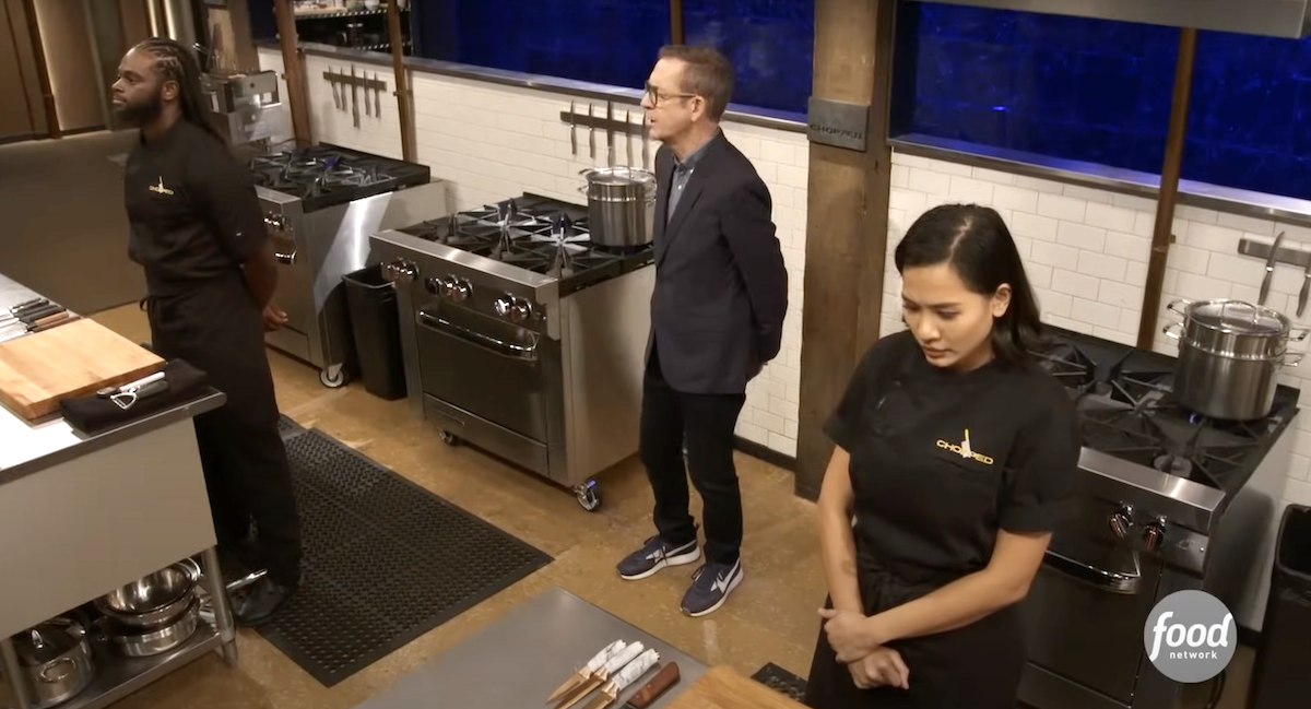 Food Network Viewers Blast "Gross" Behavior: "Really Turns My Stomach"