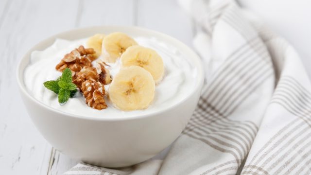 Colon Cancer Risk Drops With This 1 Simple Snack, Groundbreaking New Study Finds