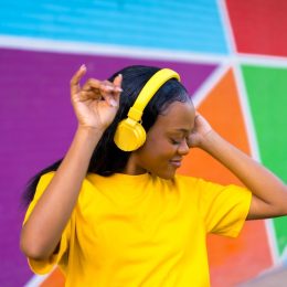 What Your Favorite Color Says About Your Personality, According to Therapists