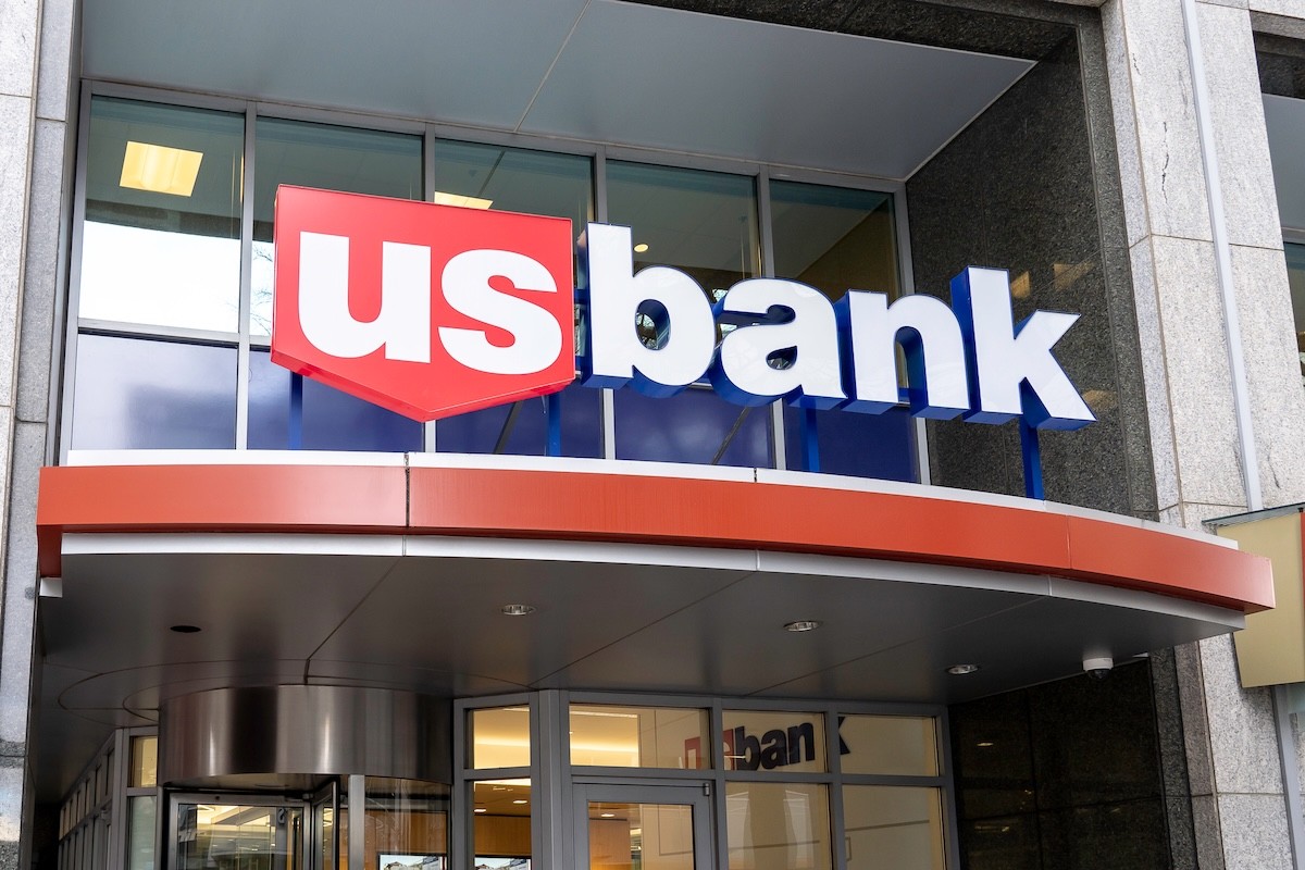 U.S. Bank logo on a building entryway