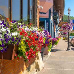 7 Picture-Perfect Small Towns That Feel Like a Summer Postcard