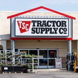 Tractor Supply Is Coming for Home Depot: 3 Major Reasons Why Shoppers Are Switching