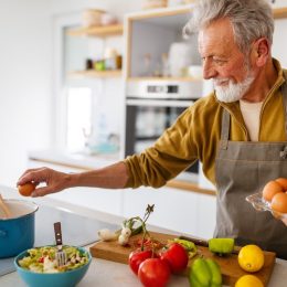 Doctors Share the #1 Diet to Reduce Prostate Cancer Risk