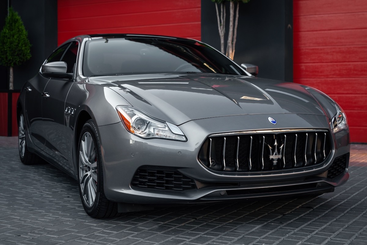 gray Maserati Ghibli