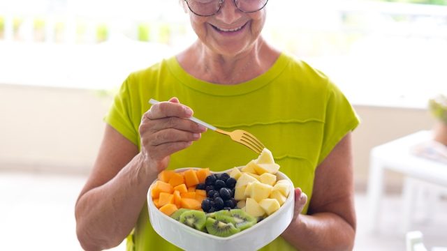 This Tropical Fruit Helps Post-Menopausal Women Stay Heart-Healthy, Researchers Find
