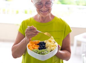 This Tropical Fruit Helps Post-Menopausal Women Stay Heart-Healthy, Researchers Find