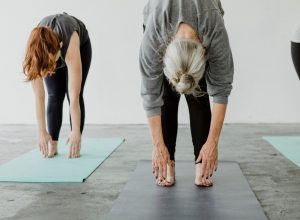 Are You Flexible Enough to Touch Your Toes? Here's What It Means If You Can't