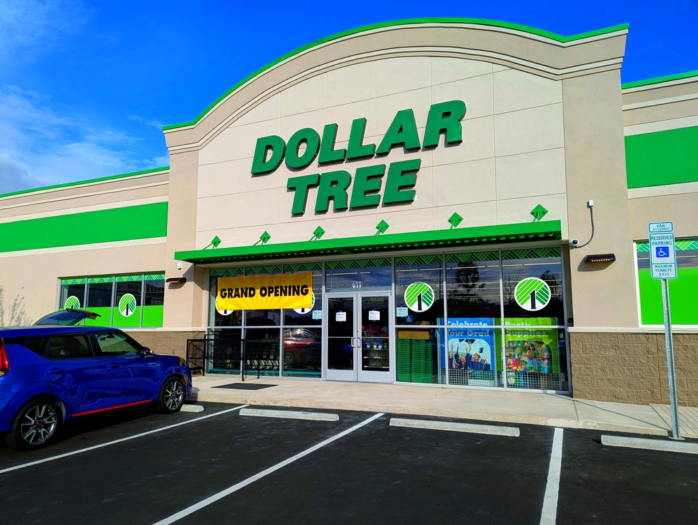 Dollar Tree Selling the Same Items as Walmart for 14 Less — Best Life