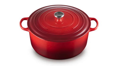 Le Creuset Signature Round Dutch Oven in red