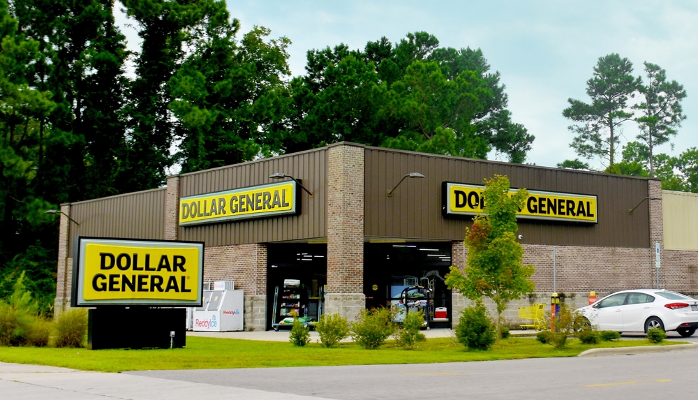 A Dollar General location