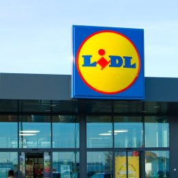 Lidl storefront