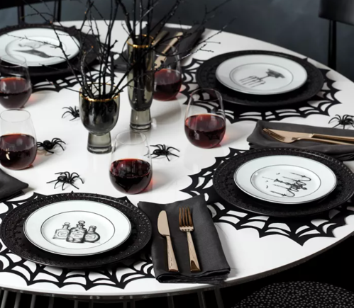 Halloween tablescape with Halloween dinnerware
