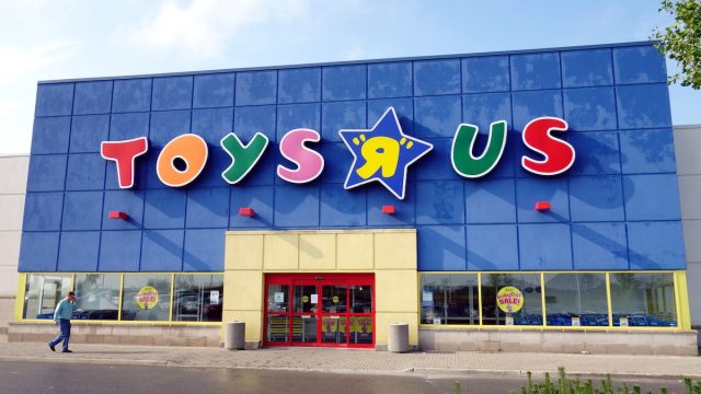 Toys "R" Us store