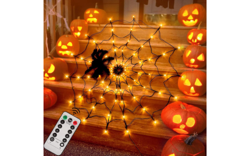 spider web light on outdoor steps