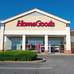 Lancaster, Pa./USA-June 22, 2020: Home Goods is an American chain of discount home furnishing stores founded in 1992.