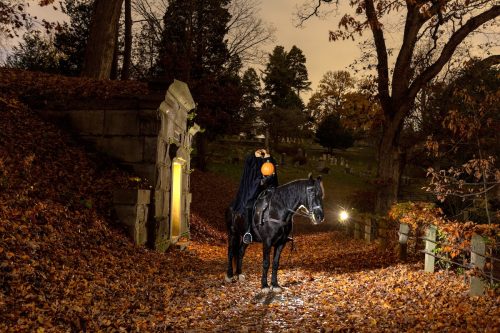 headless horseman in sleepy hollow cemetary