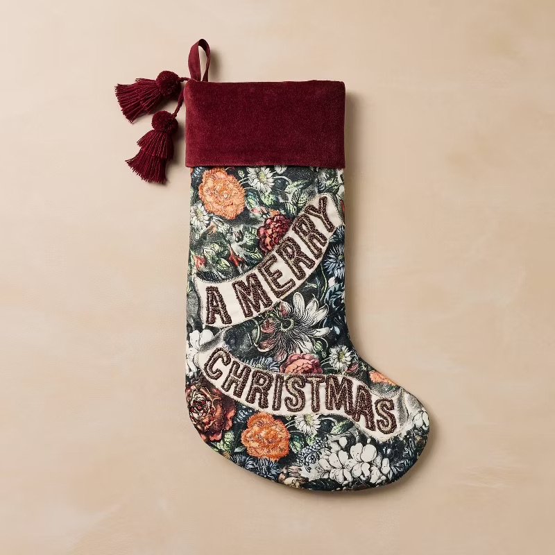 A stocking that says Merry Christmas o nit