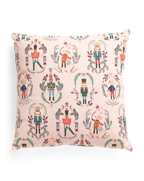 throw pillow