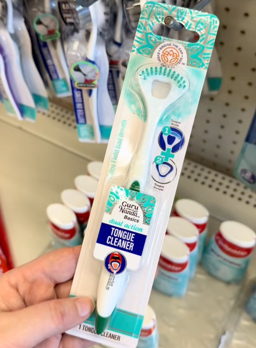 Nuruganda tongue cleaner