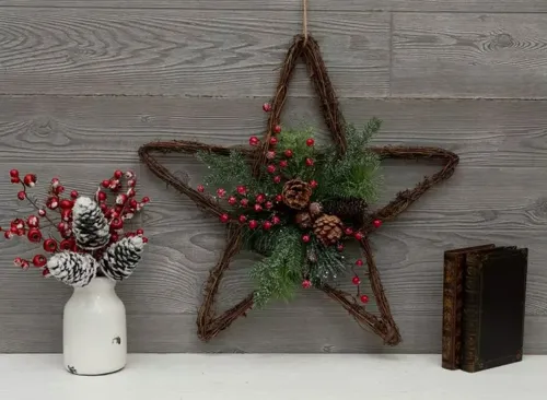 Rattan & Pine Star Wall Decor