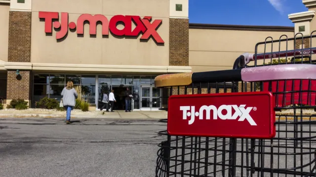 T.J. Maxx storefront and shopping cart