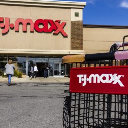 T.J. Maxx storefront and shopping cart
