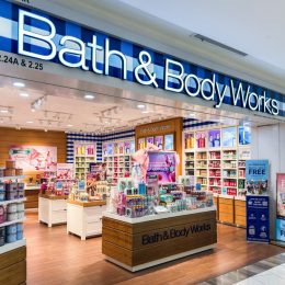 A Bath & Body Works storefront