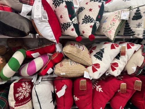 holiday throw pillows