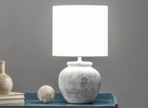 nuLOOM Hilma 22" Distressed Ceramic Table Lamp