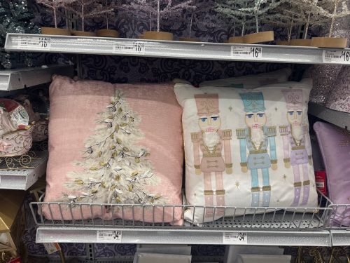 pretty throw pillows