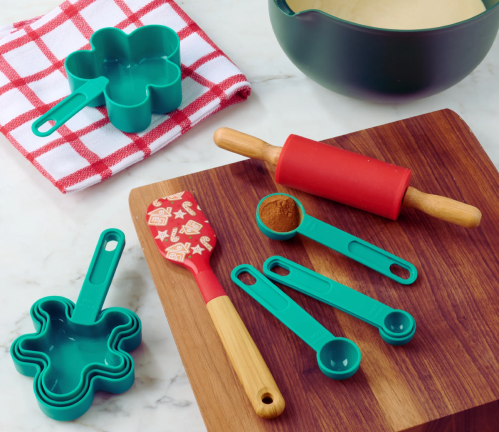 holiday baking tools