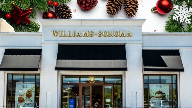 Williams Sonoma store with a Christmas background