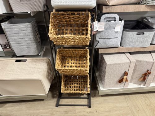 baskets storage