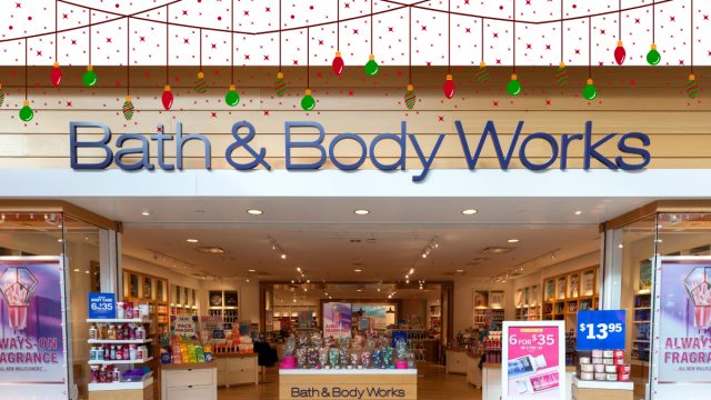 Bath & Body Works store with Christmas lights