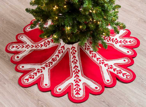 red snowflake tree skirt