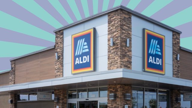 A,Vibrant,,Radiating,Pattern,With,Alternating,Stripes,Of,Teal,And