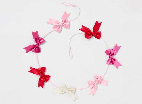 Valentine's Day Bow Garland - Spritz™