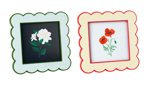 scalloped picture frames